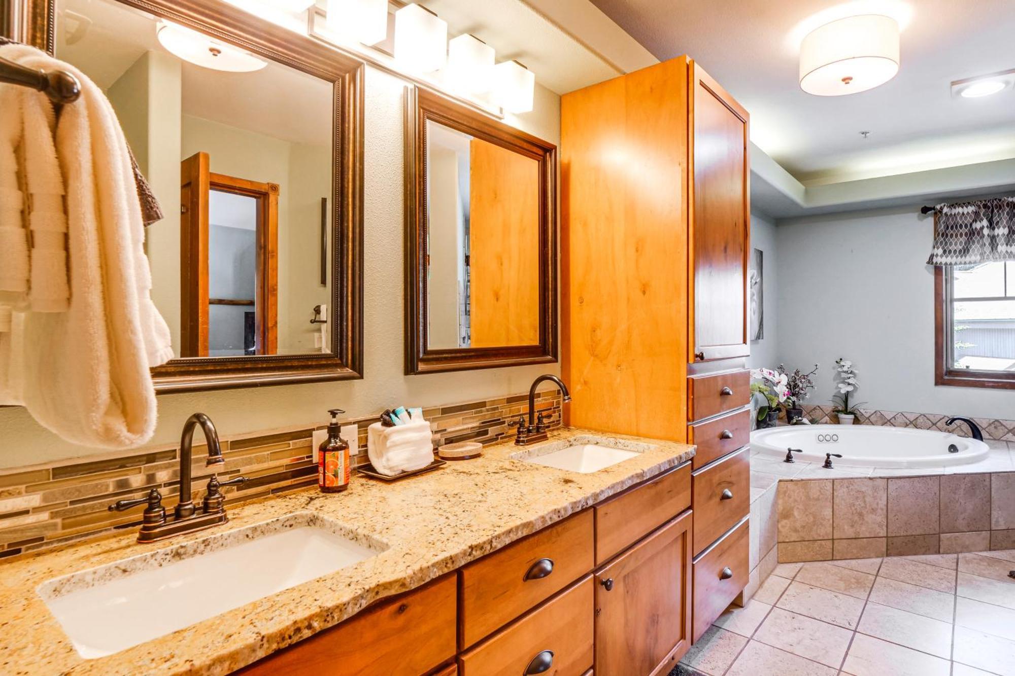 Breck Condo With Pool And Hot Tub Access Walk To Lift Breckenridge Exterior foto
